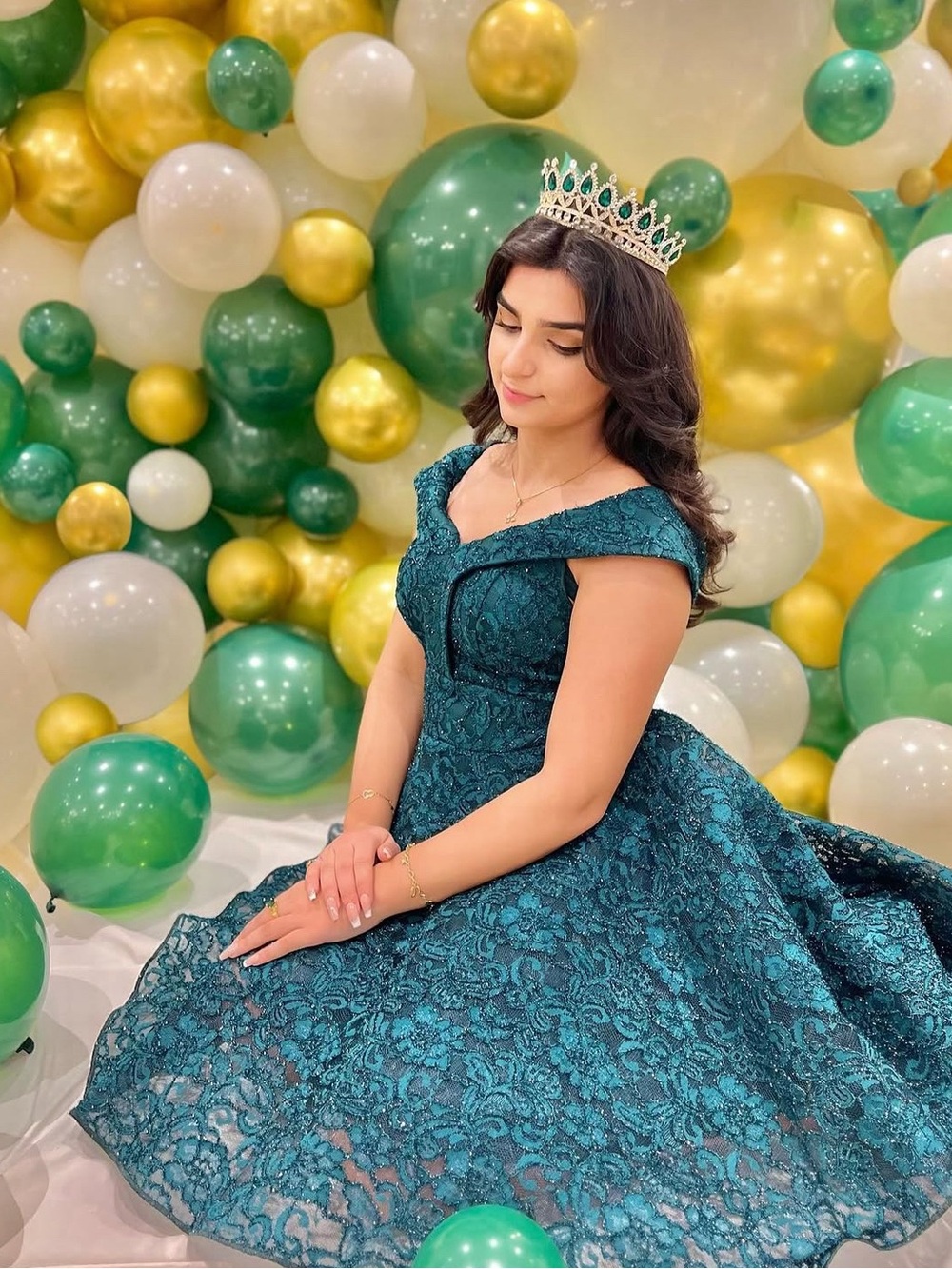 Green Lace Off-Shoulder Party Dress